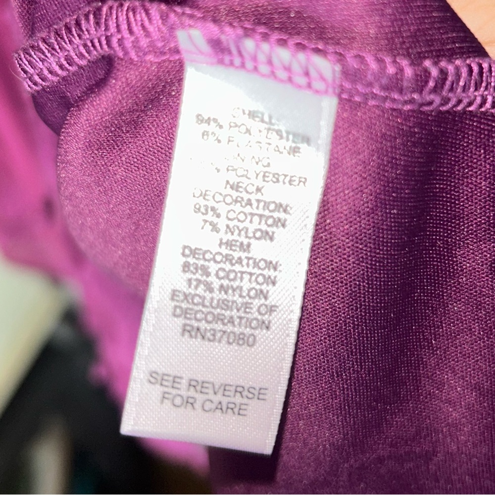Elegant Lace Detail Women's Top - Purple magenta - Picture 11 of 11